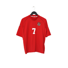 Load image into Gallery viewer, 2000/02 Earnshaw #7 Wales Vintage Kappa Home Football Shirt (M/L)1
