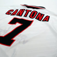 Load image into Gallery viewer, 1996/97 Cantona #7 Manchester United Vintage Umbro Away Football Shirt (XL)11
