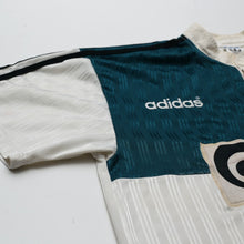 Load image into Gallery viewer, 1995/96 Liverpool Vintage adidas Away Football Shirt (S/M)5
