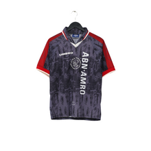 Load image into Gallery viewer, 1996/97 Kluivert #9 Ajax Vintage Umbro Away Football Shirt (M)1
