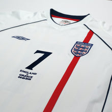 Load image into Gallery viewer, 2001/03 Beckham #7 England Vintage Umbro Home Greece Football Shirt (XL)4
