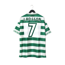 Load image into Gallery viewer, 1997/99 Larsson #7 Celtic Vintage Umbro Home Football Shirt (XL)0
