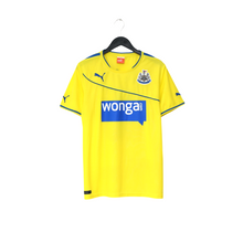 Load image into Gallery viewer, 2013/14 Ben Arfa #10 Newcastle United Vintage PUMA Third Football Shirt (M)1
