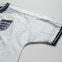 Load image into Gallery viewer, 1999/01 Scholes #8 England Vintage Umbro Home Football Shirt (L) Euro 20005
