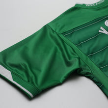 Load image into Gallery viewer, 2003/04 Roy Keane #6 Ireland Vintage Umbro Home Football Shirt (M)
