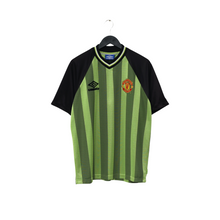 Load image into Gallery viewer, 1998/99 Manchester United Vintage Umbro Training Shirt (M/L)0

