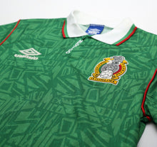 Load image into Gallery viewer, 1994 MEXICO Vintage Umbro Home Football Shirt (S) World Cup 1994
