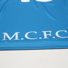 Load image into Gallery viewer, 1997/99 Kinkladze #10 Manchester City Vintage Kappa Home Football Shirt (L)12
