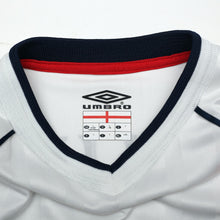 Load image into Gallery viewer, 2001/03 BECKHAM #7 England Vintage Umbro L/S Home Greece Football Shirt (L)17
