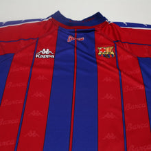 Load image into Gallery viewer, 1997/98 Barcelona Vintage Kappa Home Football Shirt (M)3
