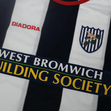 Load image into Gallery viewer, 2003/04 West Brom Vintage Diadora L/S Home Football Shirt (L)6

