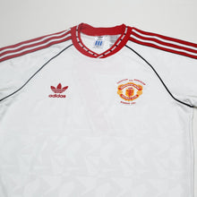 Load image into Gallery viewer, 1991 Robson #7 Manchester United Retro adidas Cup Winners Cup Football Shirt (M)2
