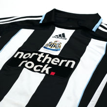 Load image into Gallery viewer, 2007/09 Martins #9 Newcastle United Vintage adidas Home Football Shirt (M)4
