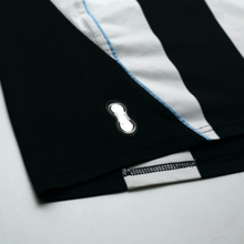 Load image into Gallery viewer, 2007/09 Martins #9 Newcastle United Vintage adidas Home Football Shirt (M)8
