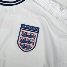 Load image into Gallery viewer, 1999/01 Beckham #7 England Vintage Umbro Home Football Shirt (XL/XXL) Euro 20008
