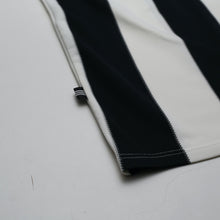 Load image into Gallery viewer, 1995/97 Shearer #9 Newcastle United Vintage adidas Football Shirt (M)13
