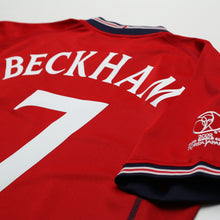 Load image into Gallery viewer, 2002/04 Beckham #7 England Vintage Umbro Away Football Shirt (M) Argentina WC14
