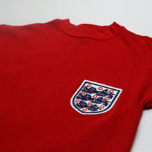 Load image into Gallery viewer, 1966 Martin Peters #16 England Retro Toffs Away Football Shirt (S)

