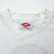 Load image into Gallery viewer, 1970 Bobby Moore #6 England Retro Umbro Home Football Shirt (M/L) Mexico 70 WC13
