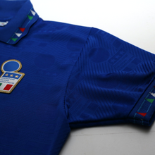 Load image into Gallery viewer, 1994 Baggio #10 Italy Vintage Diadora Home Football Shirt (S) USA 945
