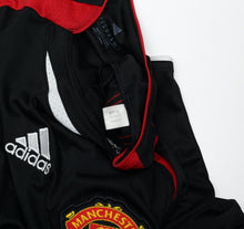 Load image into Gallery viewer, 2021/22 RONALDO #7 Manchester United adidas Teamgeist Football Shirt (M)14

