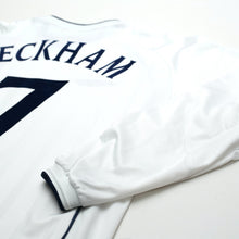 Load image into Gallery viewer, 2001/03 BECKHAM #7 England Vintage Umbro L/S Home Greece Football Shirt (L)14
