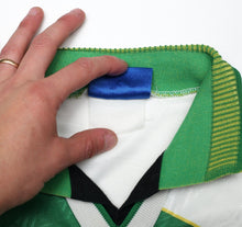 Load image into Gallery viewer, 1994/95 VAN HOOIJDONK #9 Celtic Vintage Umbro Third Football Shirt (L)
