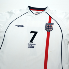 Load image into Gallery viewer, 2001/03 Beckham #7 England Vintage Umbro Home Greece Football Shirt (M)2
