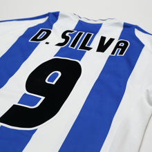 Load image into Gallery viewer, 2001/03 D. Silva #9 Malaga Vintage Umbro Home Football Shirt (S)12
