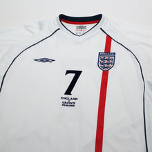 Load image into Gallery viewer, 2001/03 BECKHAM #7 England Vintage Umbro Home Greece Football Shirt (XL) 2002 WC2
