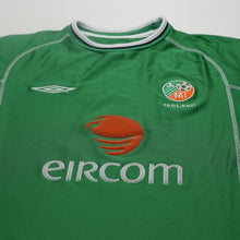 Load image into Gallery viewer, 2002/03 Roy Keane #6 Ireland Vintage Umbro Home Football Shirt (M) 2002 WC3
