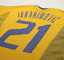 Load image into Gallery viewer, 2002/03 IBRAHIMOVIC #21 Sweden Vintage adidas WC 02 Home Football Shirt (XL)
