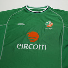 Load image into Gallery viewer, 2002/03 Keane #6 Ireland Vintage Umbro Home Football Shirt (XL)2
