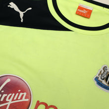 Load image into Gallery viewer, 2012/13 Ben Arfa #10 Newcastle United Vintage PUMA Third Football Shirt (M)14
