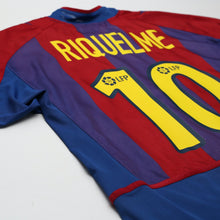 Load image into Gallery viewer, 2002/03 Riquelme #10 Barcelona Vintage Nike Home Football Shirt (M) Player Spec14

