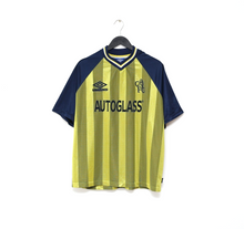 Load image into Gallery viewer, 1998/00 CHELSEA Vintage Umbro Football Training Shirt (L)
