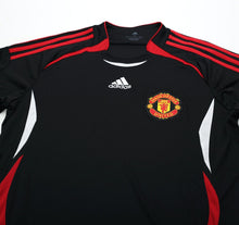 Load image into Gallery viewer, 2021/22 RONALDO #7 Manchester United adidas Teamgeist Football Shirt (M)
