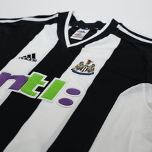 Load image into Gallery viewer, 2001/03 Shearer #9 Newcastle United Vintage adidas Home Football Shirt (XL)4
