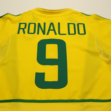 Load image into Gallery viewer, 2002/04 Ronaldo #9 Brazil Vintage Nike Home Football Shirt (S)8

