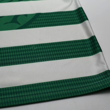 Load image into Gallery viewer, 1997/99 Larsson #7 Celtic Vintage Umbro Home Football Shirt (XL)7
