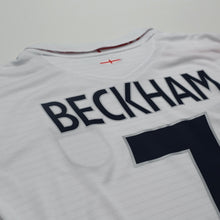 Load image into Gallery viewer, 2005/07 Beckham #7 England Vintage Umbro Home Football Shirt (XL) World Cup 2006
