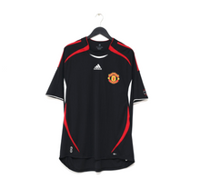 Load image into Gallery viewer, 2021/22 RONALDO #7 Manchester United adidas Teamgeist Football Shirt (XL)
