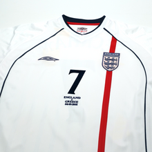 Load image into Gallery viewer, 2001/03 Beckham #7 England Vintage Umbro Home Greece Football Shirt (XL)2
