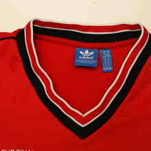 Load image into Gallery viewer, 1985 Robson #7 Manchester United adidas Originals FA Cup Football Shirt (L/XL)13
