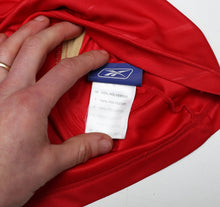 Load image into Gallery viewer, 2005/06 GERRARD #8 Liverpool Vintage Reebok European Home Football Shirt (M)16
