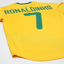 Load image into Gallery viewer, 2000/02 Ronaldinho #7 Brazil Vintage Nike Home Football Shirt (S) Olympics 200014

