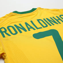 Load image into Gallery viewer, 2000/02 Ronaldinho #7 Brazil Vintage Nike Home Football Shirt (S) Olympics 200012
