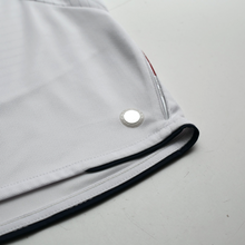 Load image into Gallery viewer, 2005/07 Beckham #7 England Vintage Umbro Home Football Shirt (L) WC 20066
