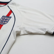 Load image into Gallery viewer, 2001/03 Beckham #7 England Vintage Umbro Home Greece Football Shirt (S) WC 20025
