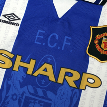 Load image into Gallery viewer, 1994/96 Cantona #7 Manchester United Vintage Umbro Third Football Shirt (L)7
